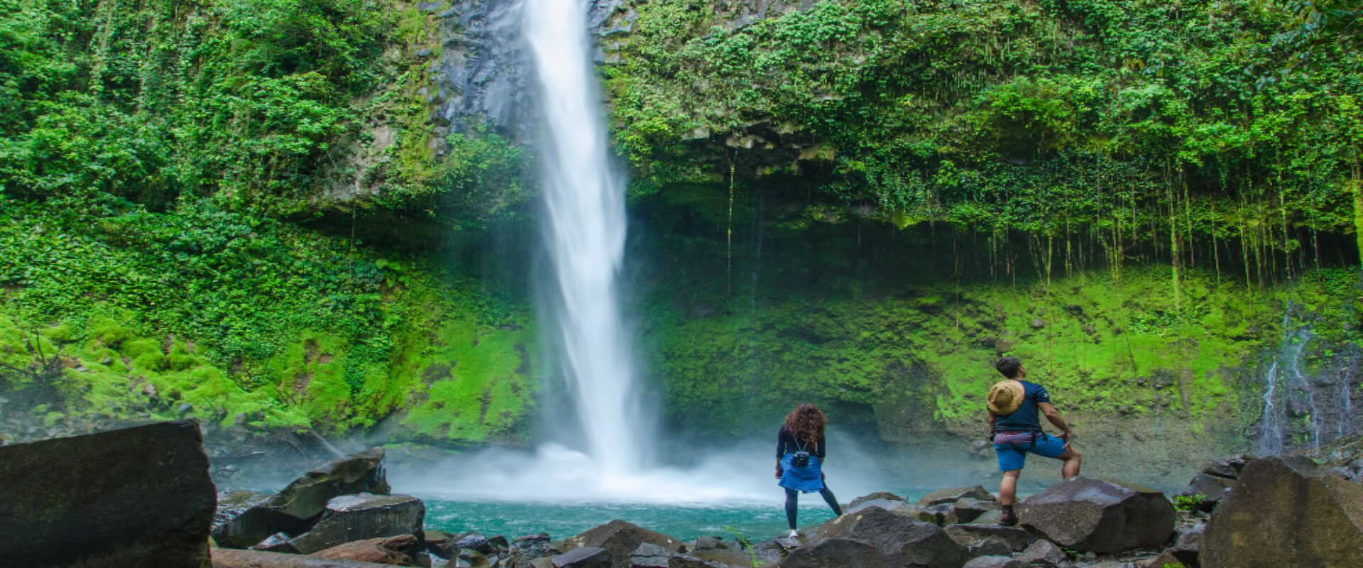 San Carlos Adventure: Bridges, Volcano, Waterfall & Lunch Tour